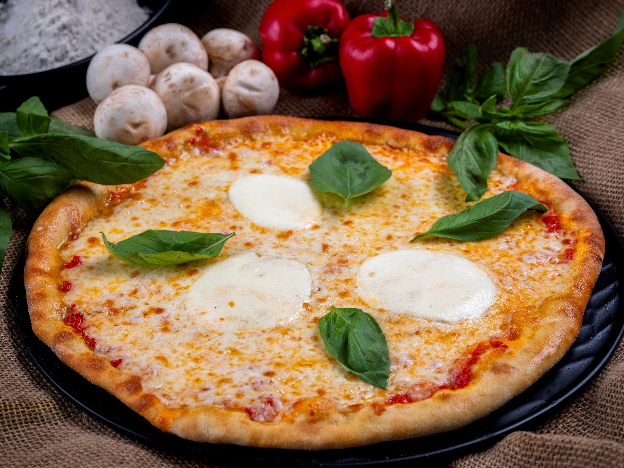 Margarita Pizza (Büyük Boy)